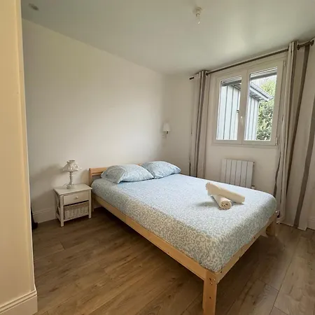 Minon - Duplex Avec 1 1 Salle De Bain Et 1 Canape Lit Merignac (Gironde)