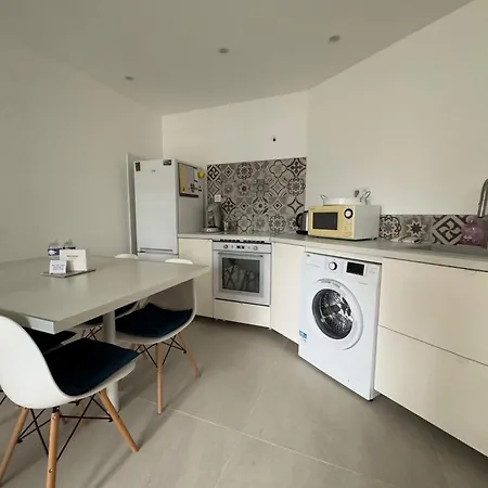 Minon - Duplex Avec 1 1 Salle De Bain Et 1 Canape Lit *